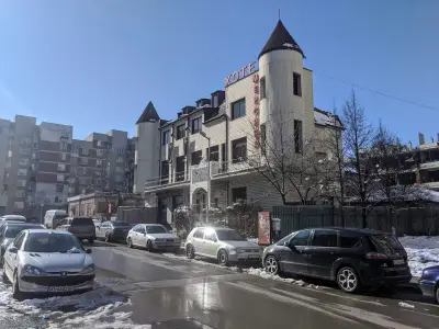 Семеен Хотел Мерсина