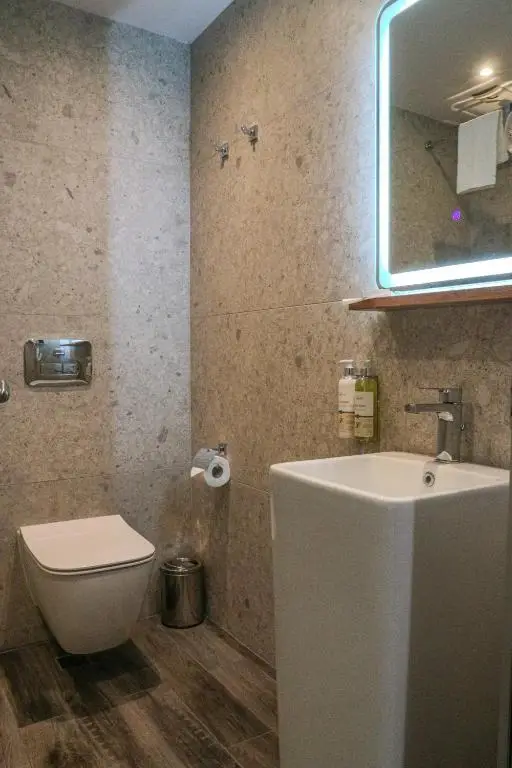 Junior Suite with One Double and Two Single Beds - Non-Smoking