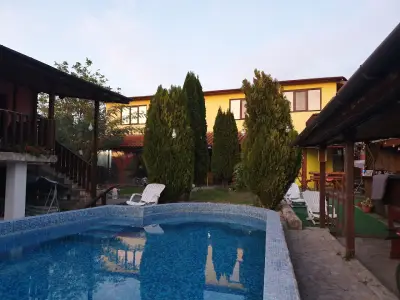 Semeen Hotel Valdes