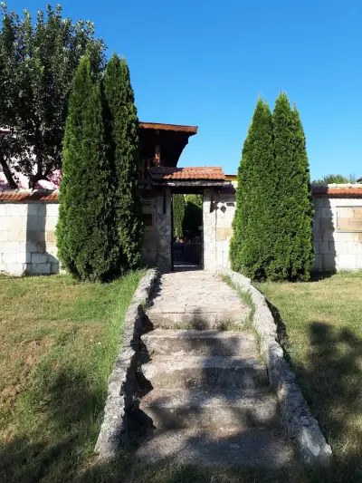 Semeen Hotel Valdes