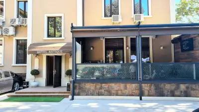 Hotel Antique - free private parking