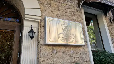 Hotel Antique - free private parking
