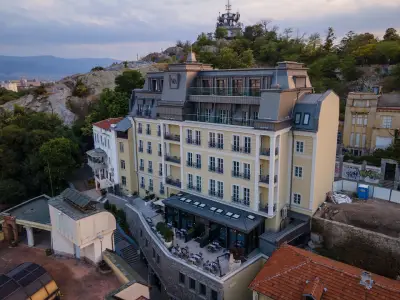 VIZUALIZA Residence Hotel