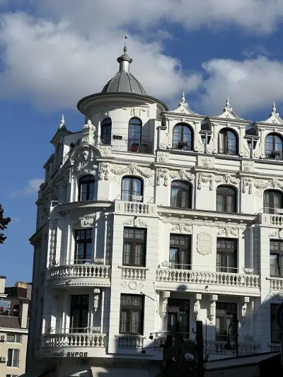 Royal Hotel