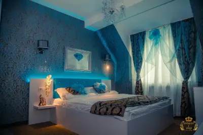 ANTIQUES & GOLD Boutique Guesthouse