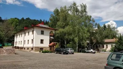 Комплекс Под Чардака Лопушна