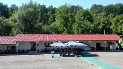 Комплекс Под Чардака Лопушна