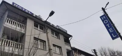 Хотел "Монтана"