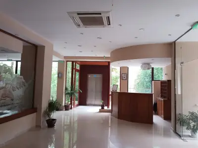 Комплекс Чинарите