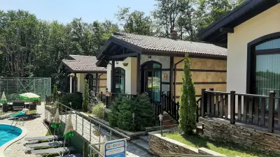 Хотелски комплекс Тодорини кукли