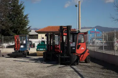 "Автокомплекс Севтополис" Продажба и Сервиз на товарни автомобили и транспортна техника