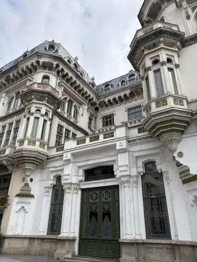 Александра Травел