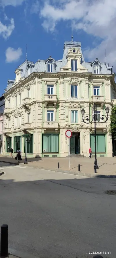 Charlino Plaza