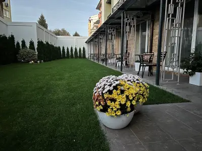 Arletti Hotel