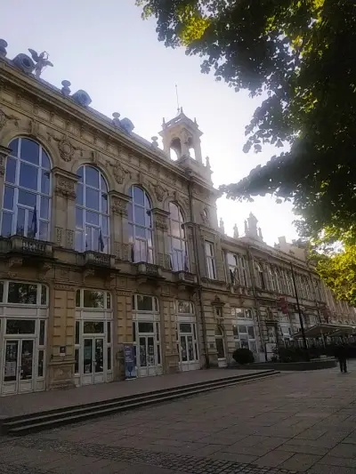 Застрахователен офис на Алианц България