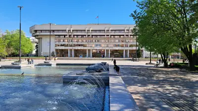 Застрахователен офис на Алианц България