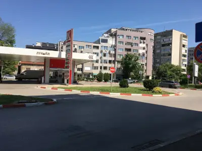 Бензиностанция "Лукойл" В179