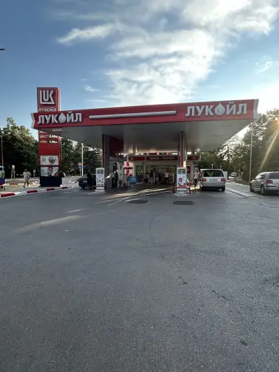 Бензиностанция "Лукойл" В179