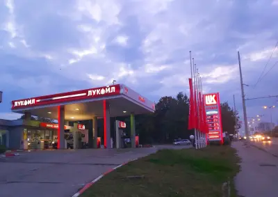 Бензиностанция "Лукойл" В010