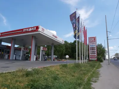 Бензиностанция "Лукойл" В010