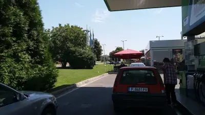 Бензиностанция "ОМВ"
