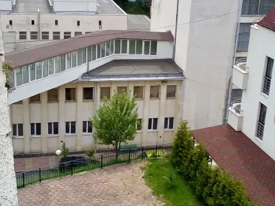 СПЕЦИАЛИЗИРАНА БОЛНИЦА ЗА РЕХАБИЛИТАЦИЯ -БАНИТЕ