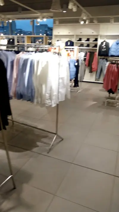 H&M