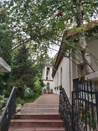 Православен храм Свети Николай Чудотворец