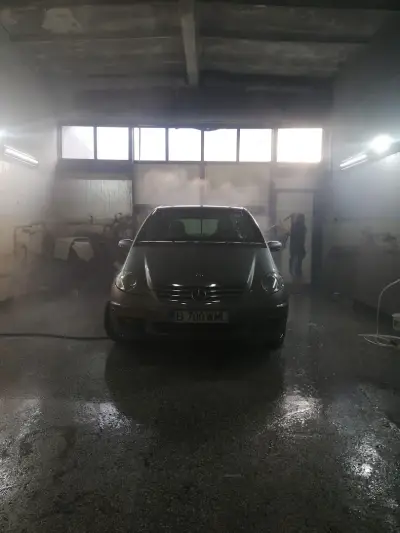 Пране на автосалон на леки автомобили град Русе