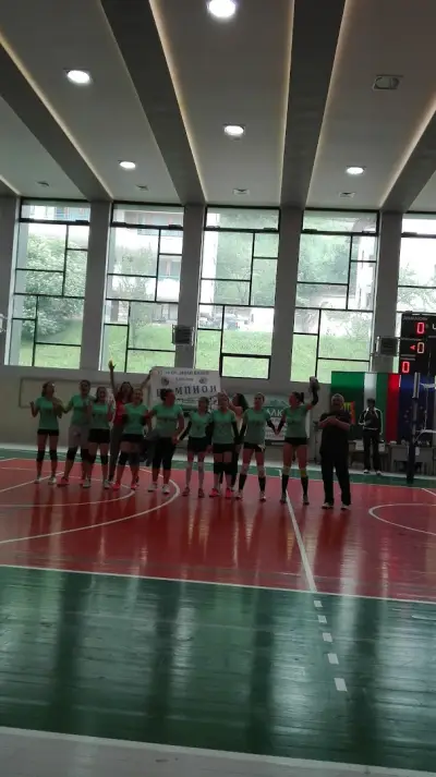 СПОРТЕН КЛУБ ВДИГАНЕ ТЕЖЕСТИ