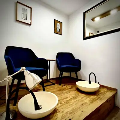 Козметично студио Beauty Bar