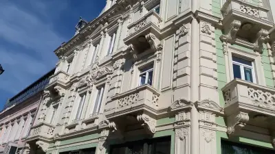 Банка ДСК