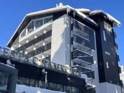 Festa Chamkoria Apartments