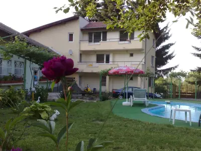 Hotel Vila Ibyr Хотел "Вила Ибър" Св. Спас (Долна Баня)