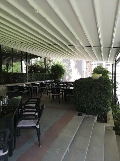 Green Hill Hotel