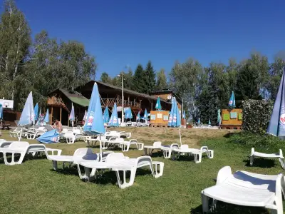 Басейн Белчин Бани
