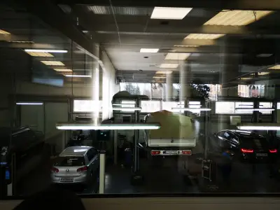 АВТОХИТ 2000 - Официален дилър и сервиз на Volkswagen