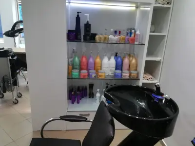 САЛОН 8