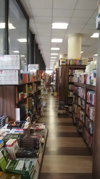 Книжарница Сиела - ФКЦ Варна