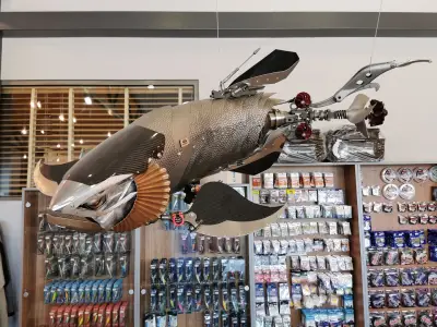 Velvet Fishing Shop - магазин за рибари