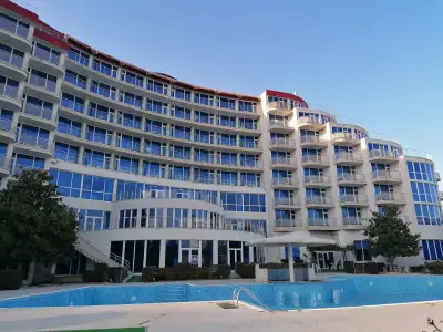 АКВА АЗУР