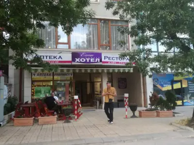 Хотел Елица