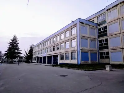 СУ „Неофит Бозвели“