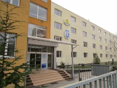 Първа езикова гимназия