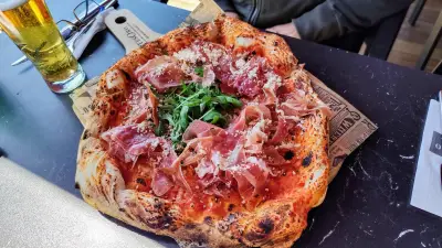 PIZZA