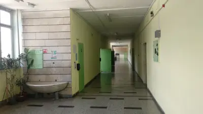 Основно училище "Черноризец Храбър"