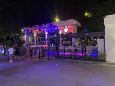 Zahir Bar & Lounge