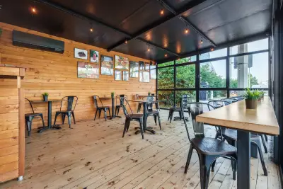 Nutrio Bar - Vladislav Varnenchik Boulevard 186, Mall Varna Parking, Varna