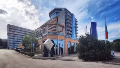 Astera Hotel & Spa with FREE PRIVATE BEACH