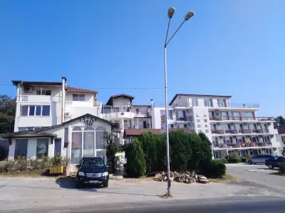 Семеен Хотел Лудо